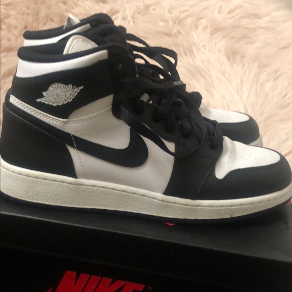 Jordan Retro 1s